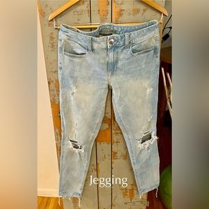 American Eagle jeggings bundle. 3 pairs, all size 8.